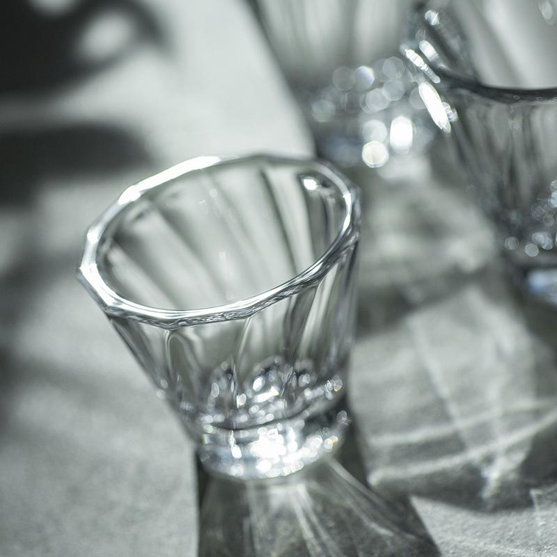 כוס אספרסו 70 מ״ל ״טוויסטד״ מקולקציית אורבן גלאס - Urban Glass