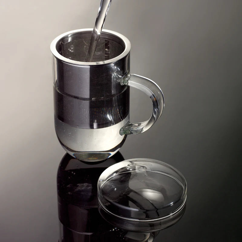 מאג תה מזכוכית 450 מ״ל עם בית חליטה ומכסה מקולקציית פרו תה - PRO TEA 2023